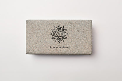 Bloco de yoga cortiça – ANAHATA - chacra do coração - verde - para abertura do peito, meditação