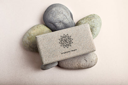Bloco de yoga cortiça – ANAHATA - chacra do coração - verde - para abertura do peito, meditação